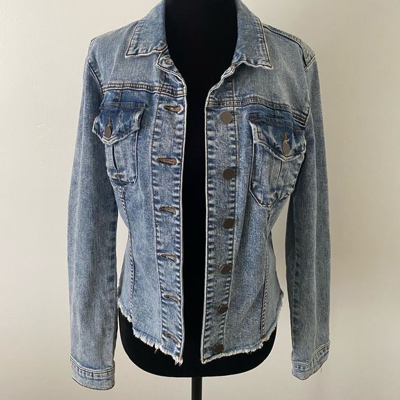 Kut from the Kloth Jackets & Blazers - Kut from the Kloth Kara Denim Jacket - Size XS